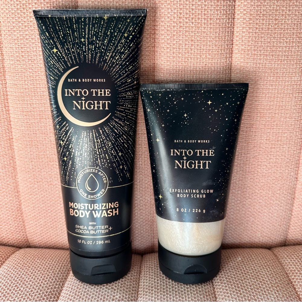 Bath & Body Works Into the Night Body Wash and Scrub Set